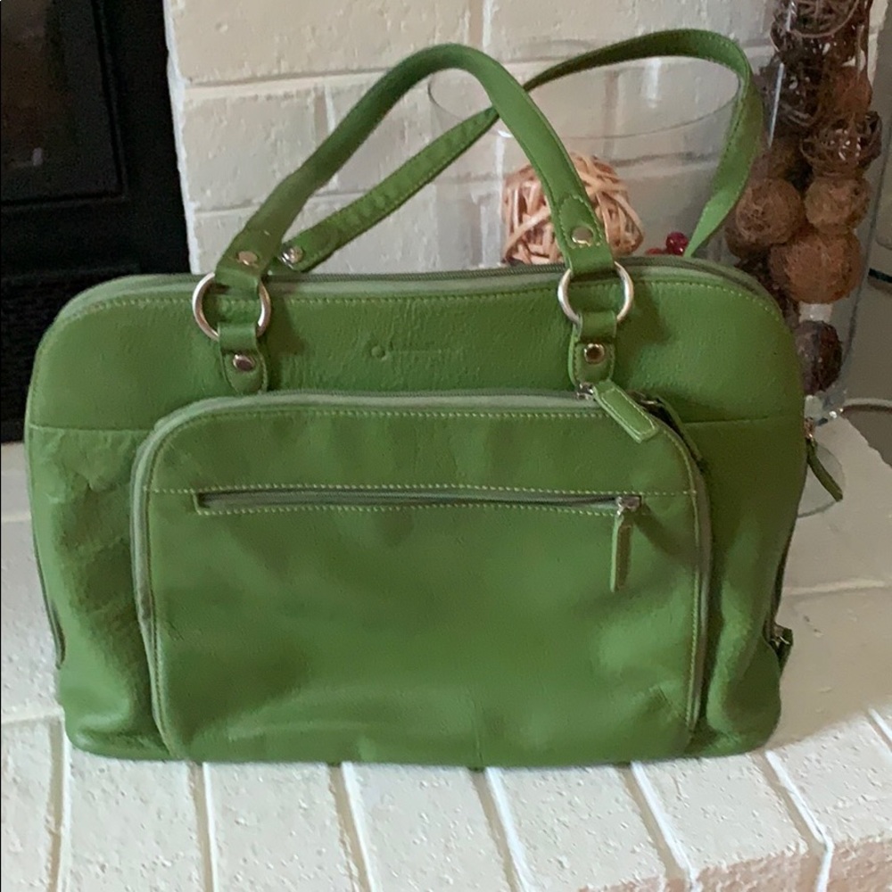 Franklin Covey brief case.